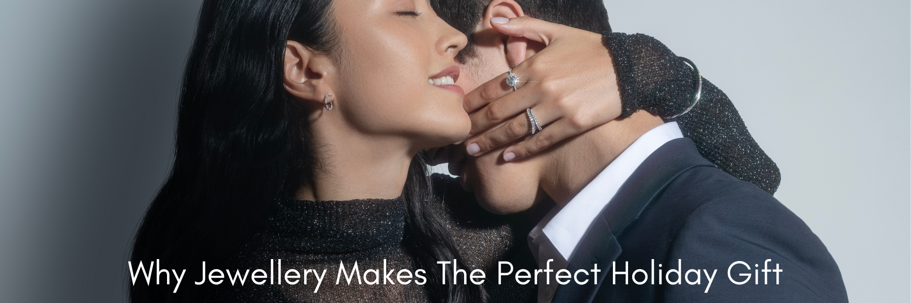 Why Jewellery Makes The Perfect Holiday Gift