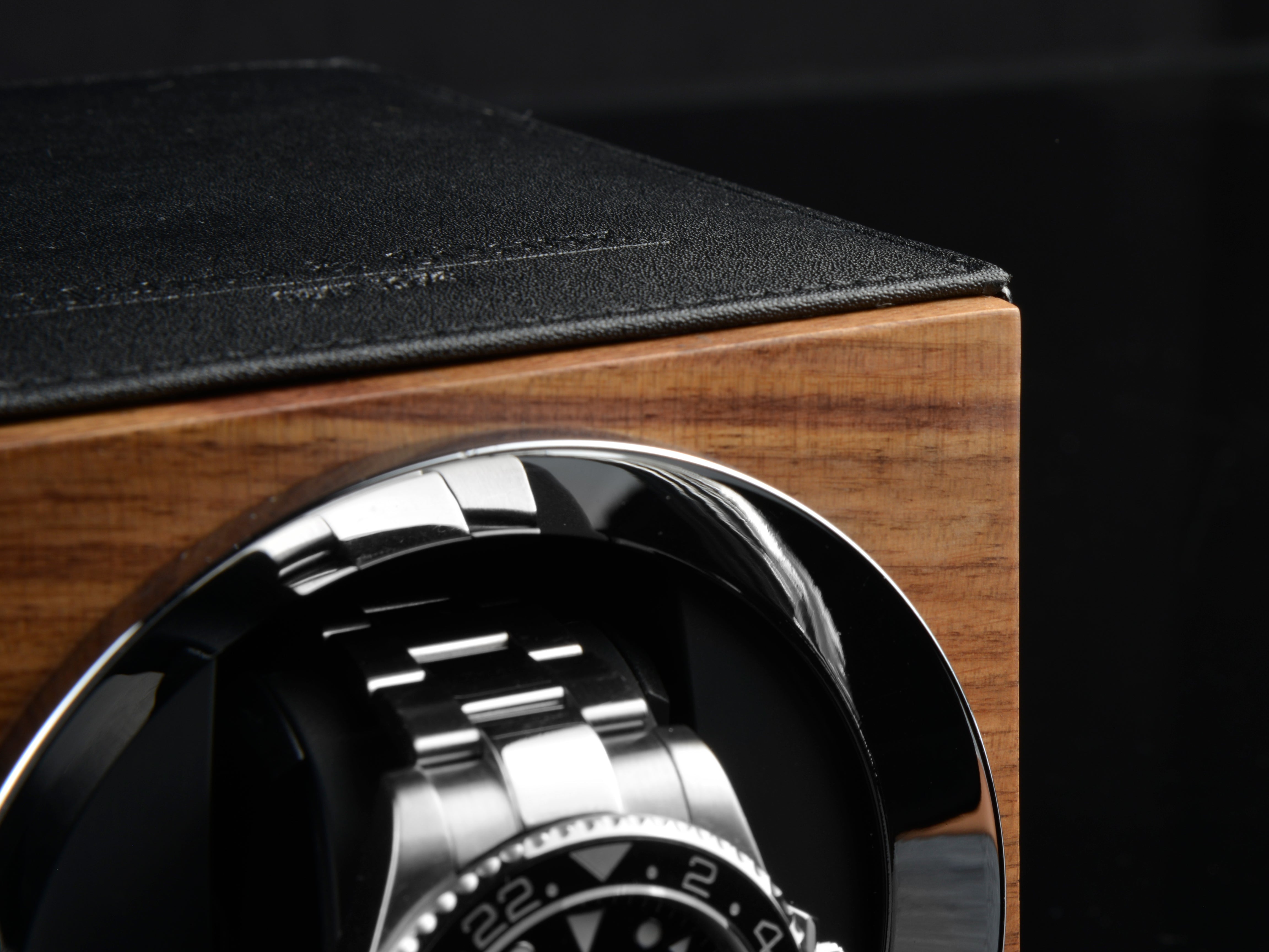 Moon Walnut & Black Single