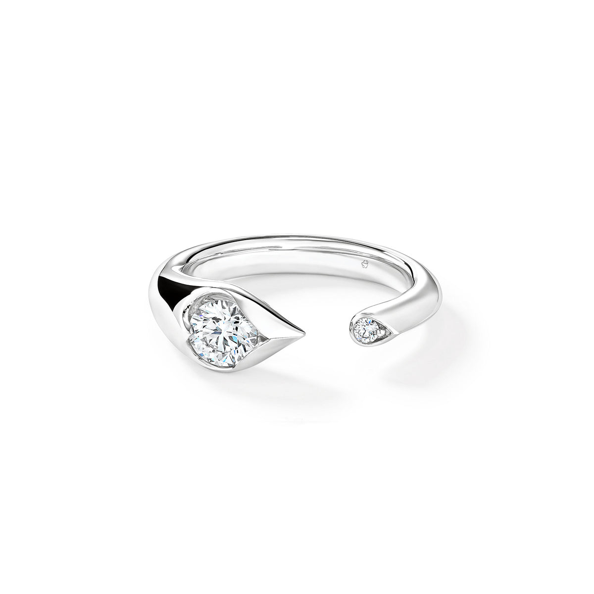 Hearts On Fire 18K White Gold LU Collection Open Droplet Ring.