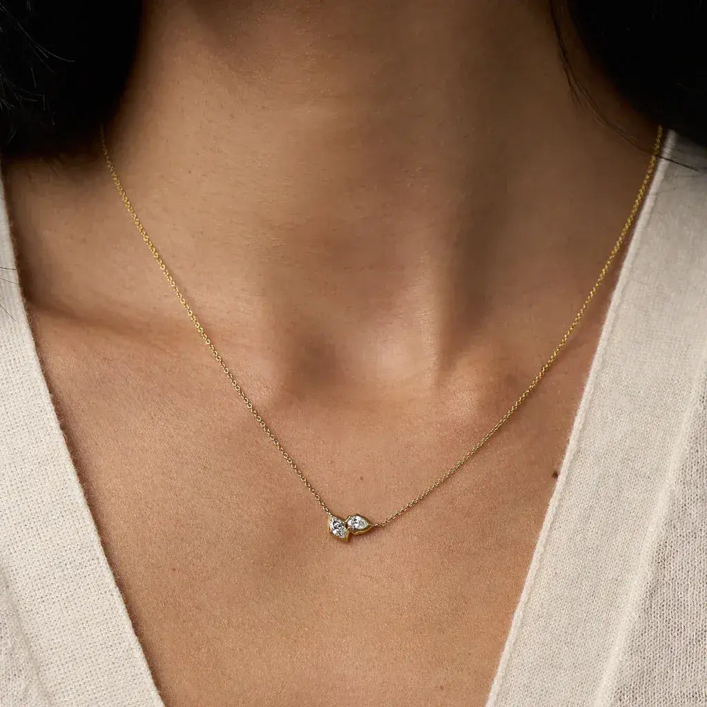 Video Thumbnail: Jade Trau Yellow Gold 18 Poppy Two Stone Pendant With Chain 0 - Jade Trau 18k Yellow Gold 18" Poppy Two-stone Pendant With Chain 0.40c
