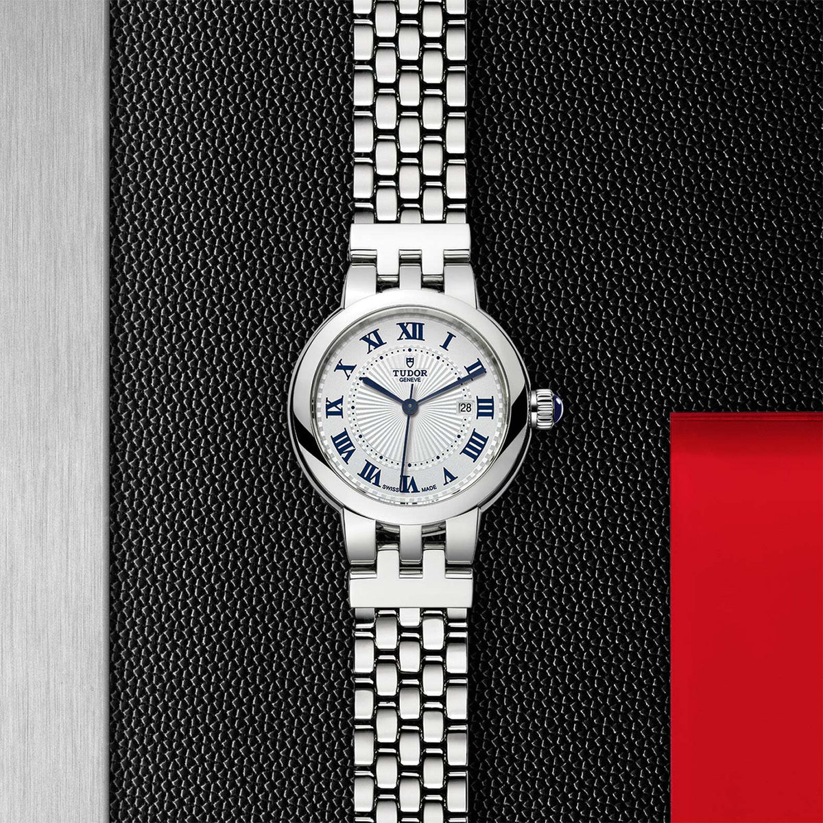 Video Thumbnail: 0001 - Tudor Clair De Rose M35500-0001
