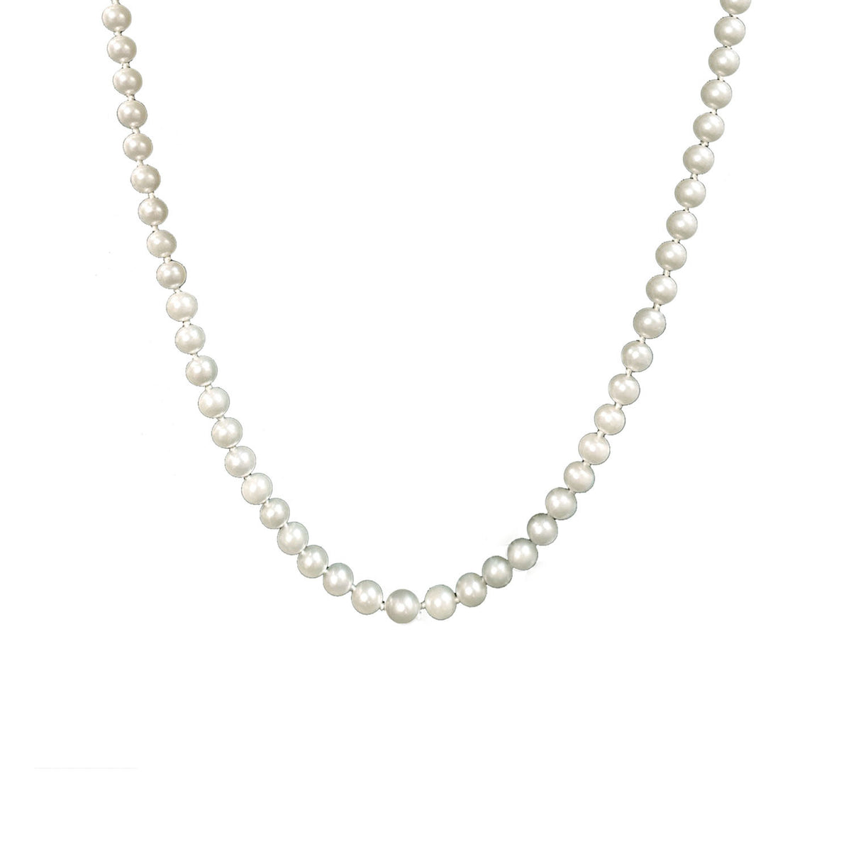 Estate Strand of Akoya 9.5-10mm pearls 17" A Quality