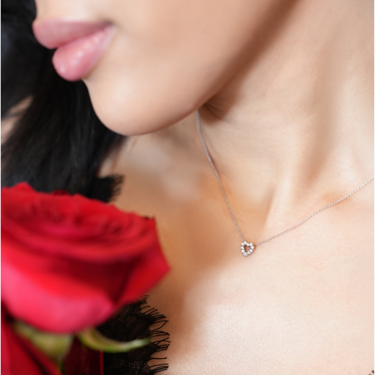Video Thumbnail: Roberto Coin Tiny Treasures White Gold 18 Diamond Heart Necklace - Roberto Coin Tiny Treasures 18k White Gold 18" Diamond Heart Necklace