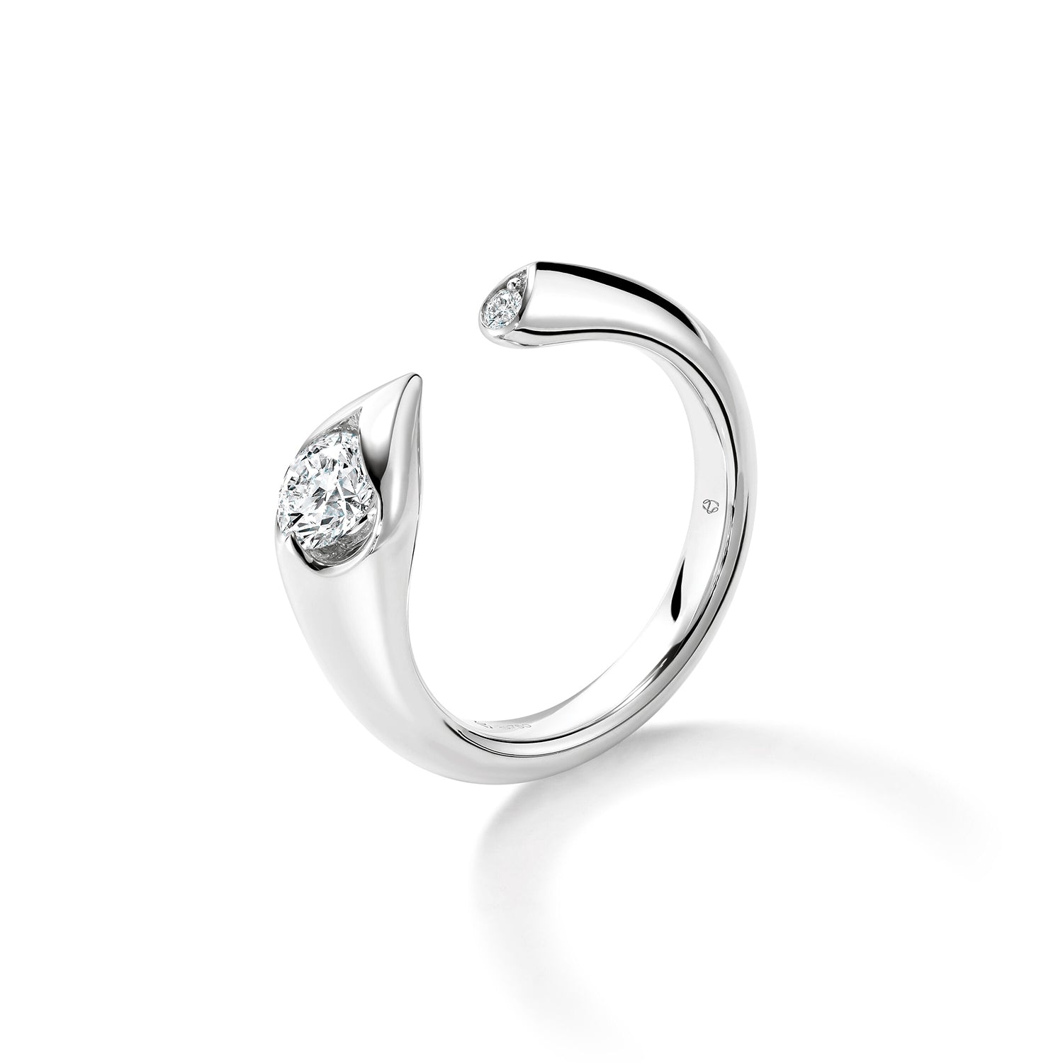 18K White Gold LU Open Droplet Ring
