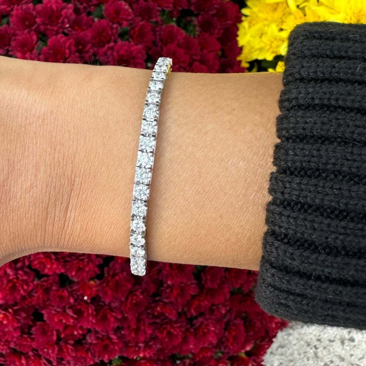 Video Thumbnail: Untitled Design 2024 06 - Classic 14k Diamond Tennis Bracelet (5 Ctw)