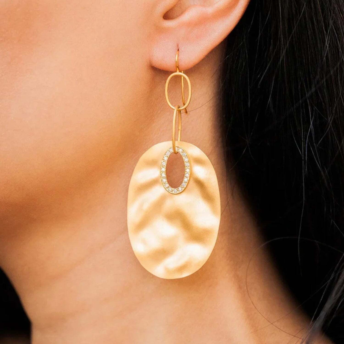 Video Thumbnail: Untitleddesign 2024 05 - 14k Gold Oval Drop Diamond Earrings