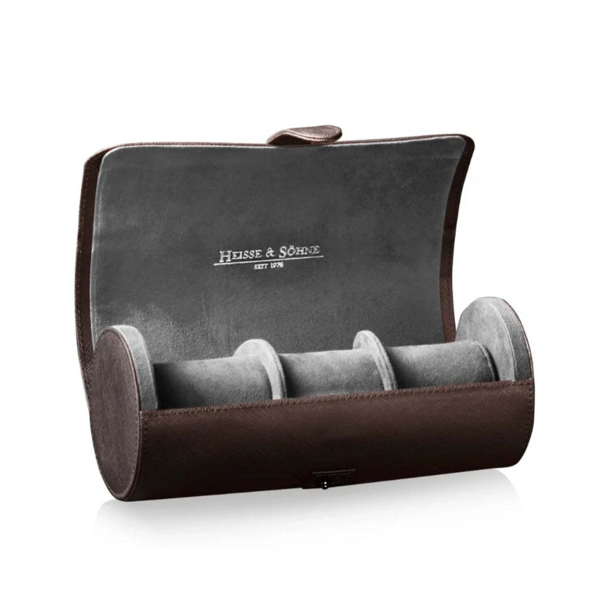 Video Thumbnail: Untitleddesign 2024 06 - Rondo 3 Watch Roll Black