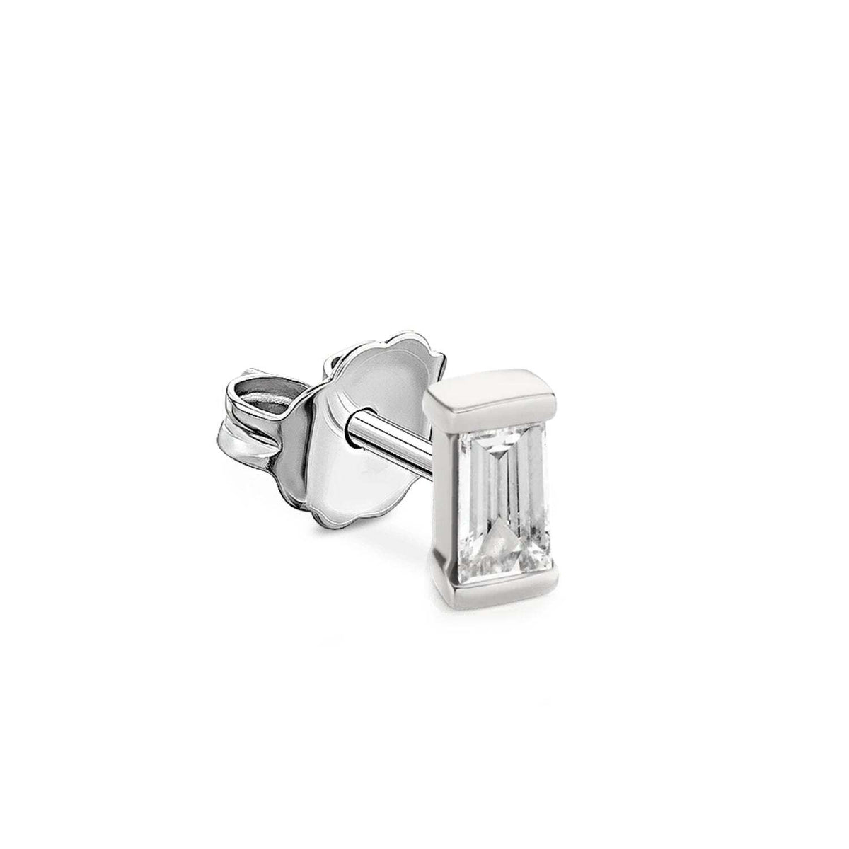 Video Thumbnail: Untitleddesign 2024 06 - Maria Tash Gold Baguette Diamond Earstud