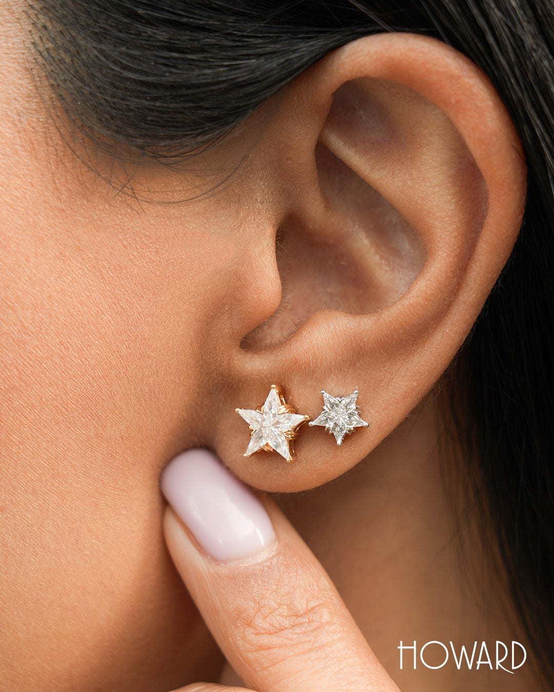 Star Diamond Stud Single Earrings 18K White Gold.