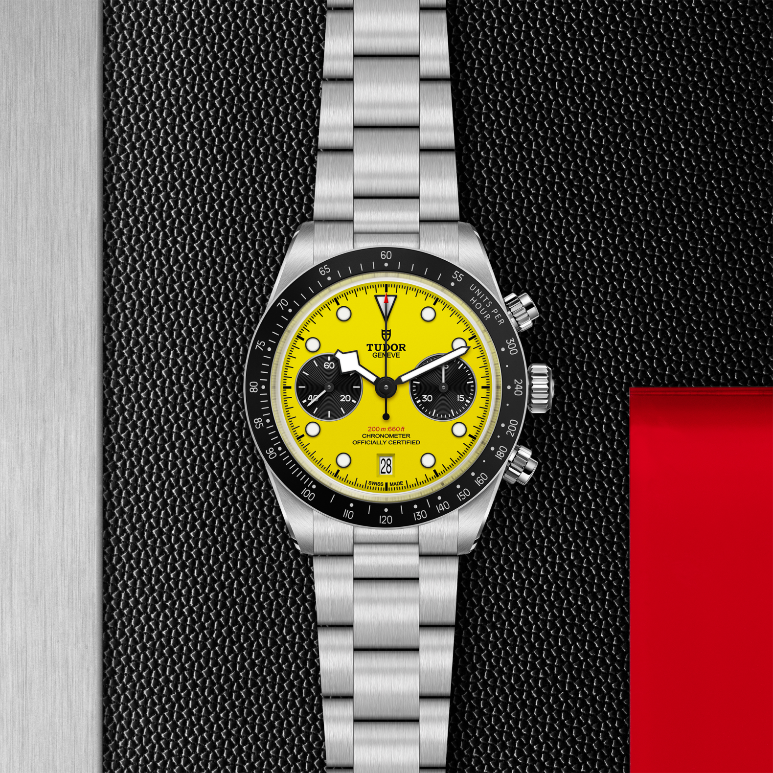 Video Thumbnail: Tudor 0001 Quadralinear Background - Tudor Black Bay Chrono 39 M79310n-0001
