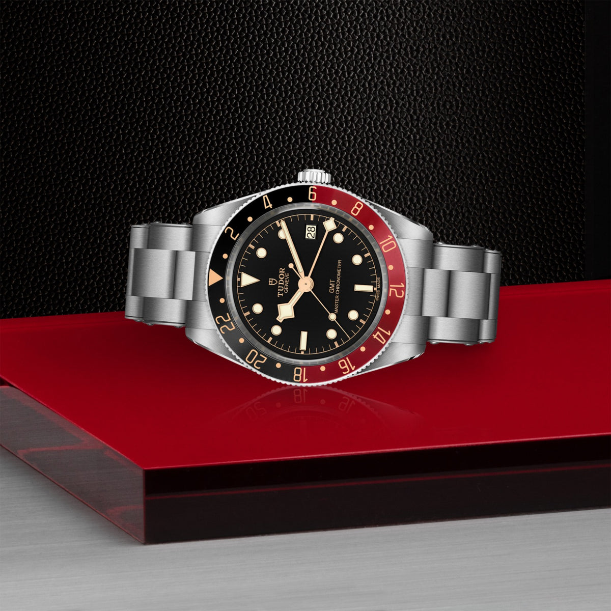 Video Thumbnail: Tudor 0001 - Tudor Black Bay 58 Gmt, M7939g1a0nru-0001