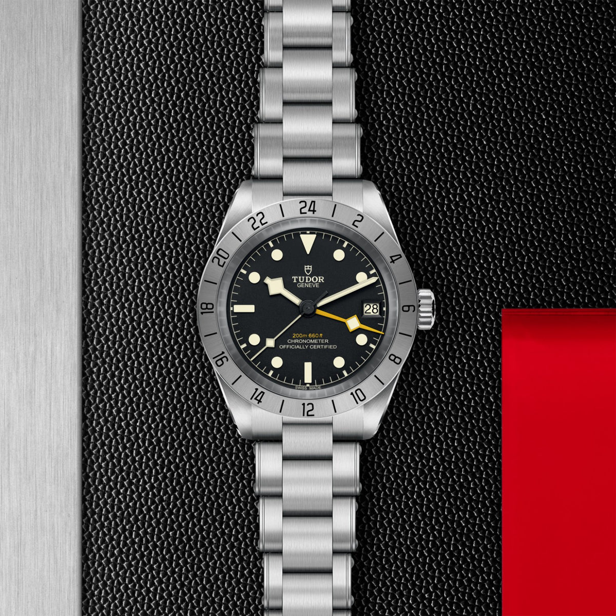 Video Thumbnail: Tudor 0001 - Tudor Black Bay Pro M79470-0001