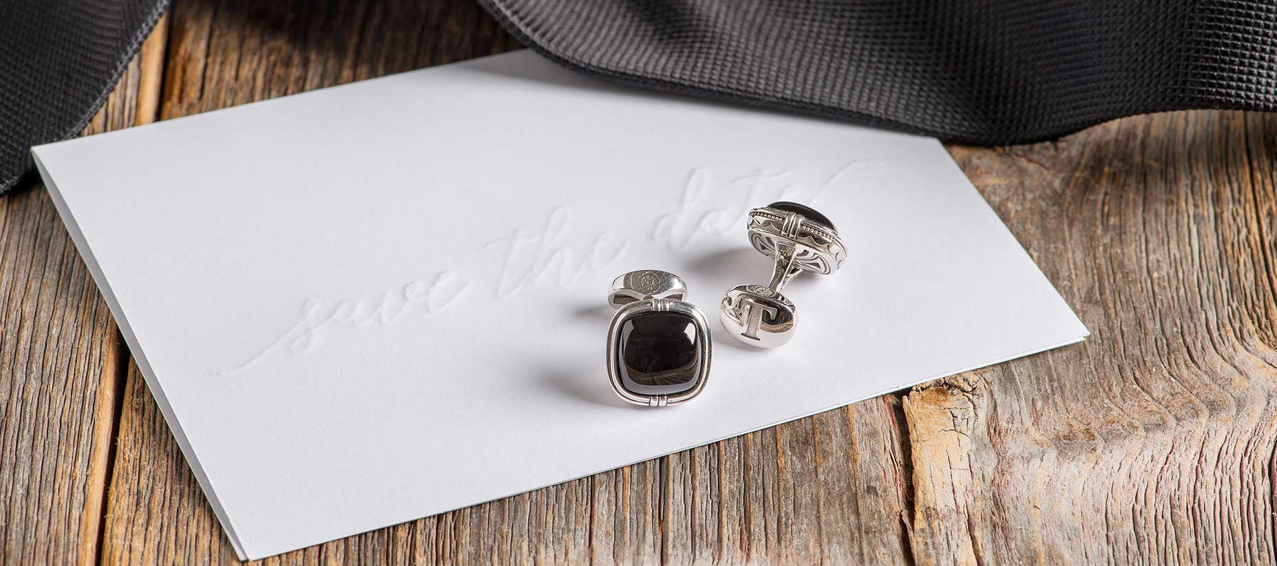 Luxurious Cufflinks and Jewelry for the Groom