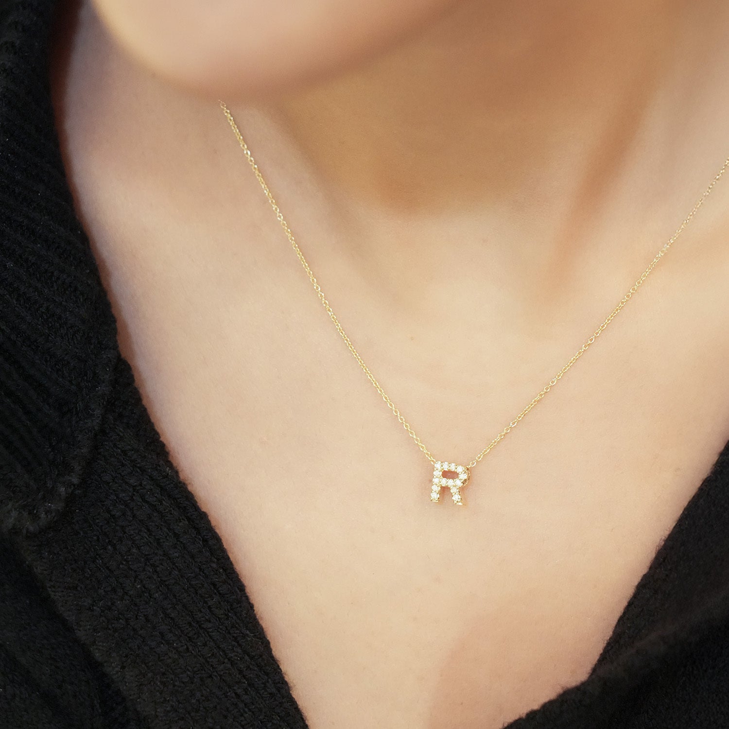 18KY Gold Tiny Treasures Diamond Love Letter "R" Necklace