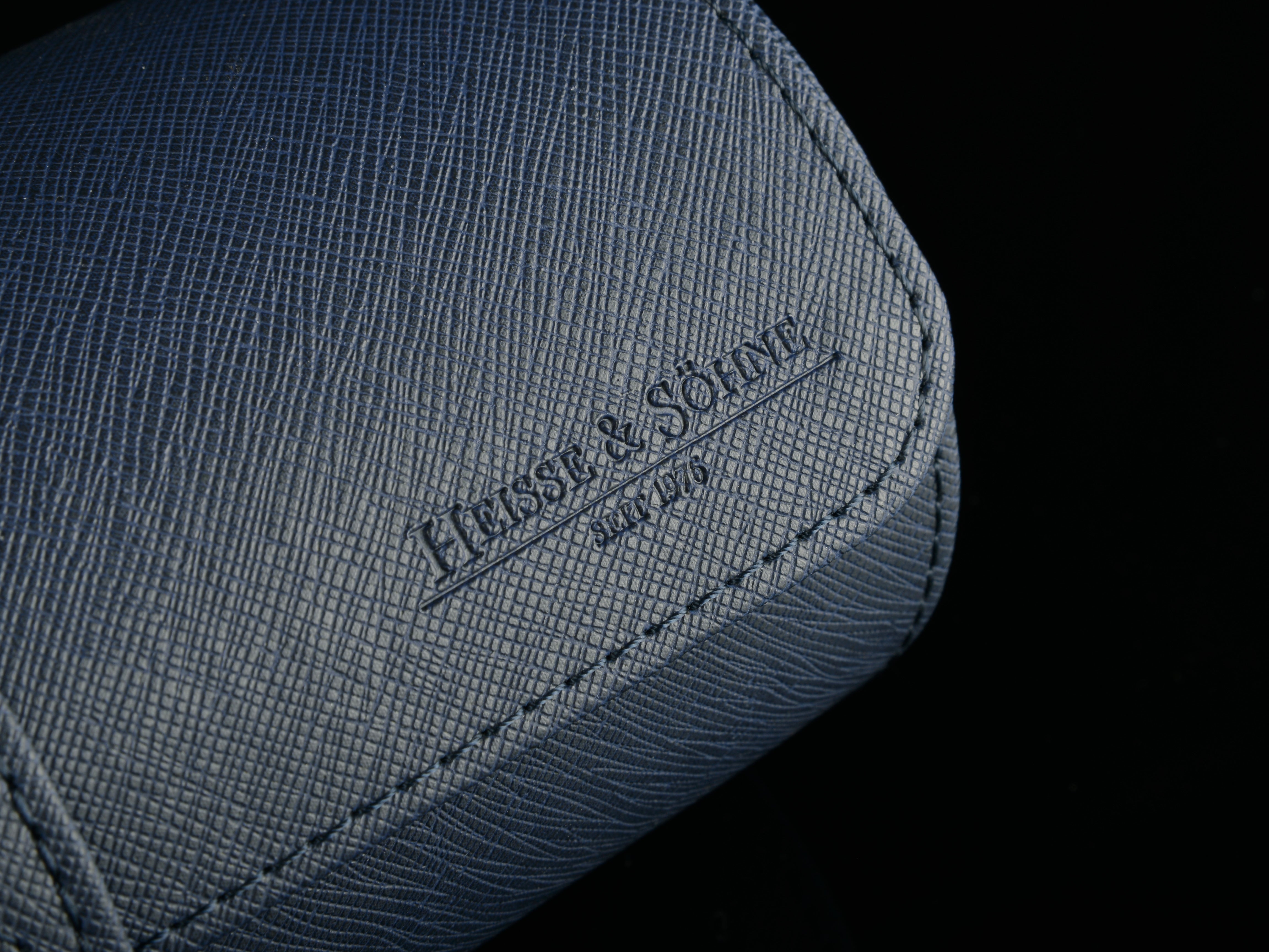 Rondo 3 Watch Roll Blue