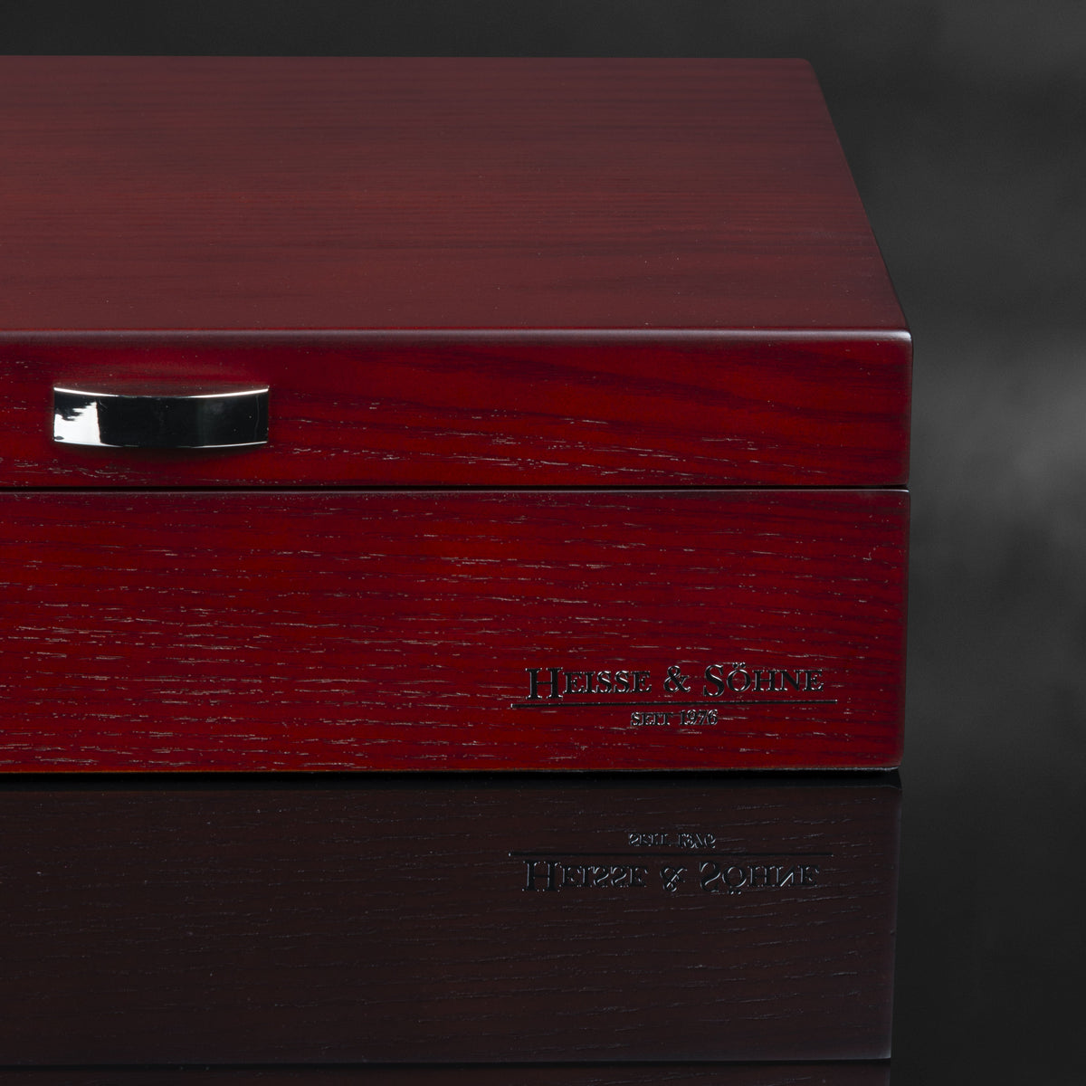 Video Thumbnail: 70019 191 163 D 02 - Bregano 8 Watches Cherry Watch Box