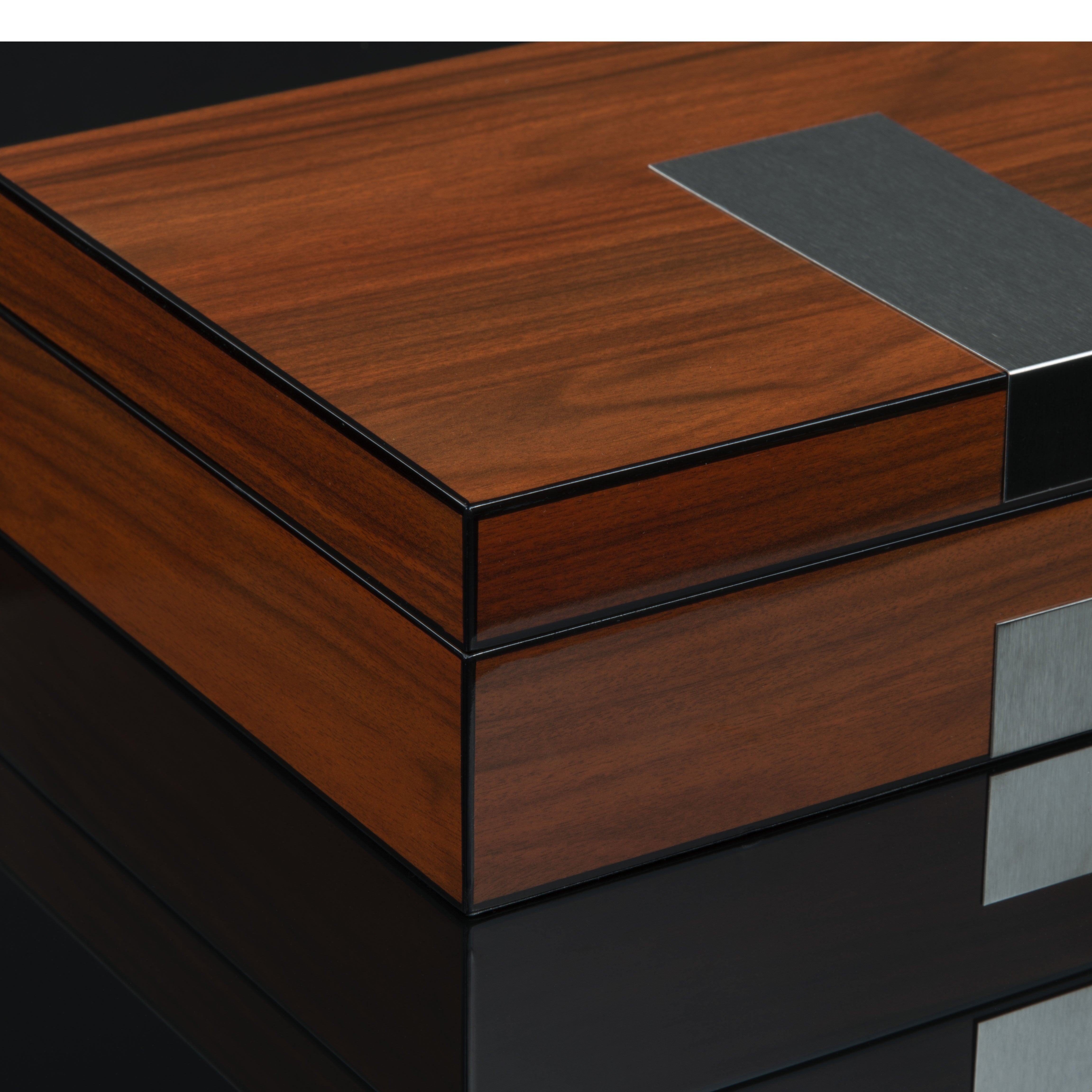 Video Thumbnail: 70019 194 53 D 01 - Heisse &amp; Söhne Botega Watch Box for 8 Watches in Wood