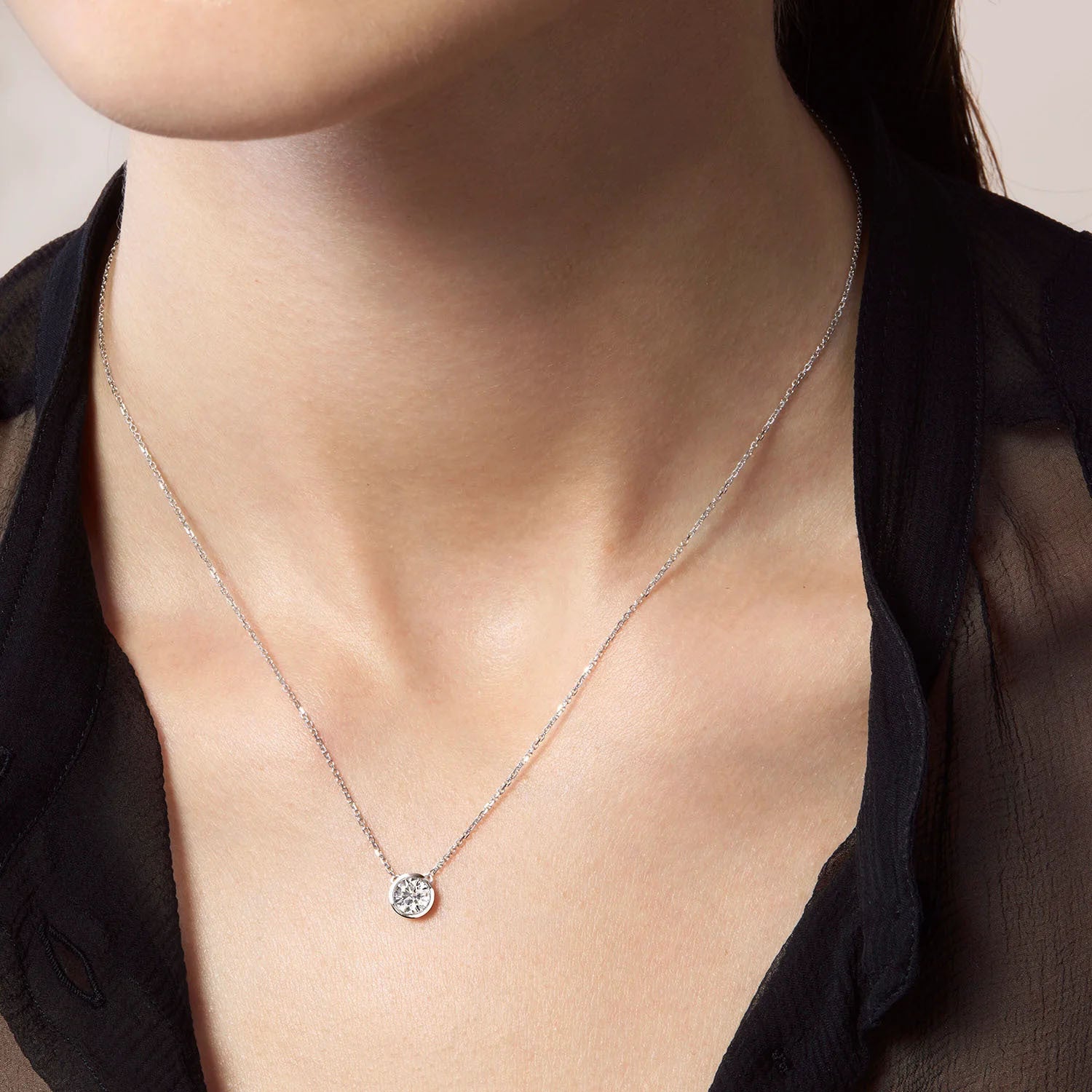 HOF 18K Rose Gold Classic Bezel Solitaire Pendant