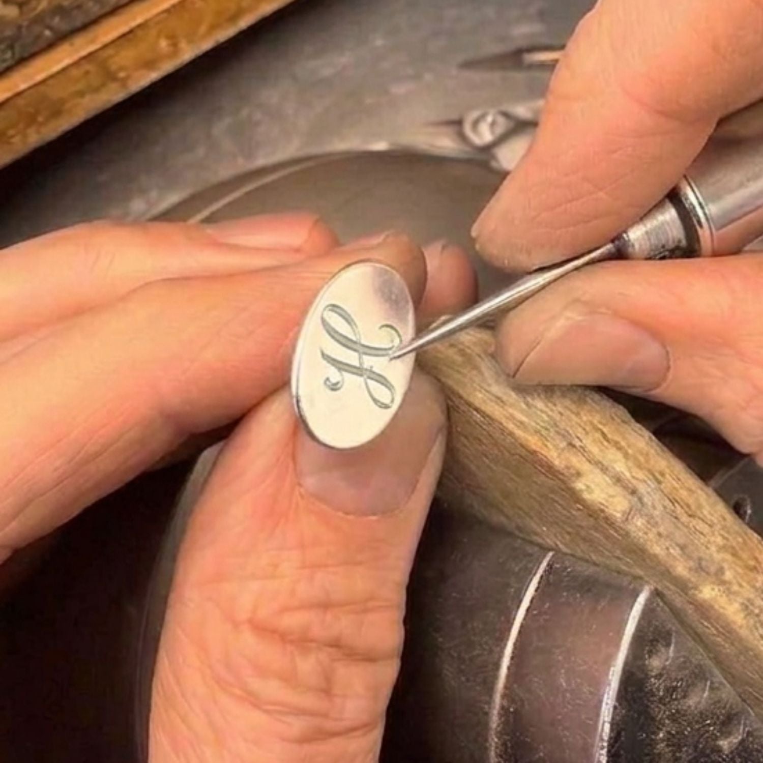 Video Thumbnail: Howard White Gold Engravable Oval Cufflinks - Howard 10k White Gold Engravable Oval Cufflinks