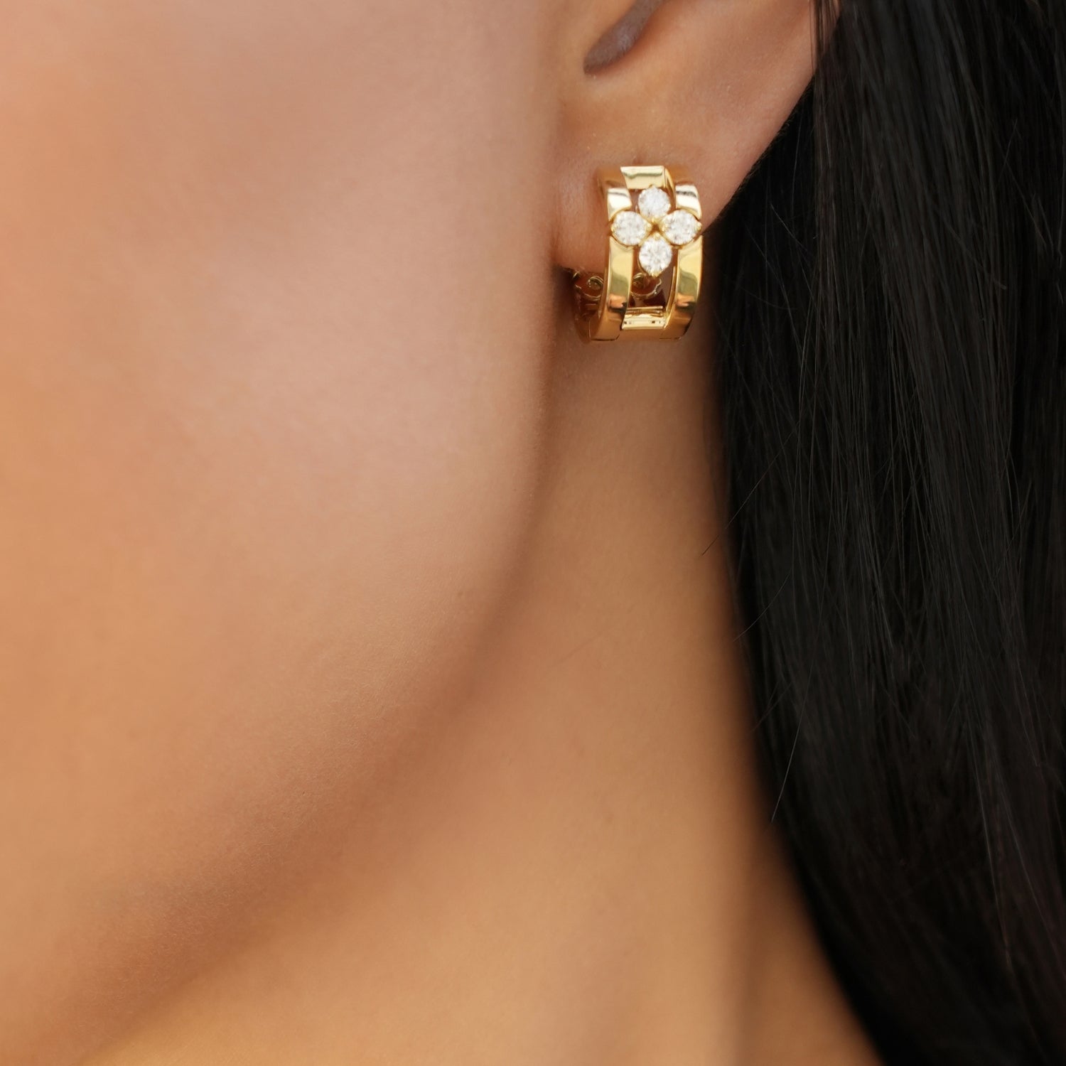Roberto Coin 18K Yellow Gold Love In Verona Diamond Open Frame Hoop Earrings 0.69ctw
