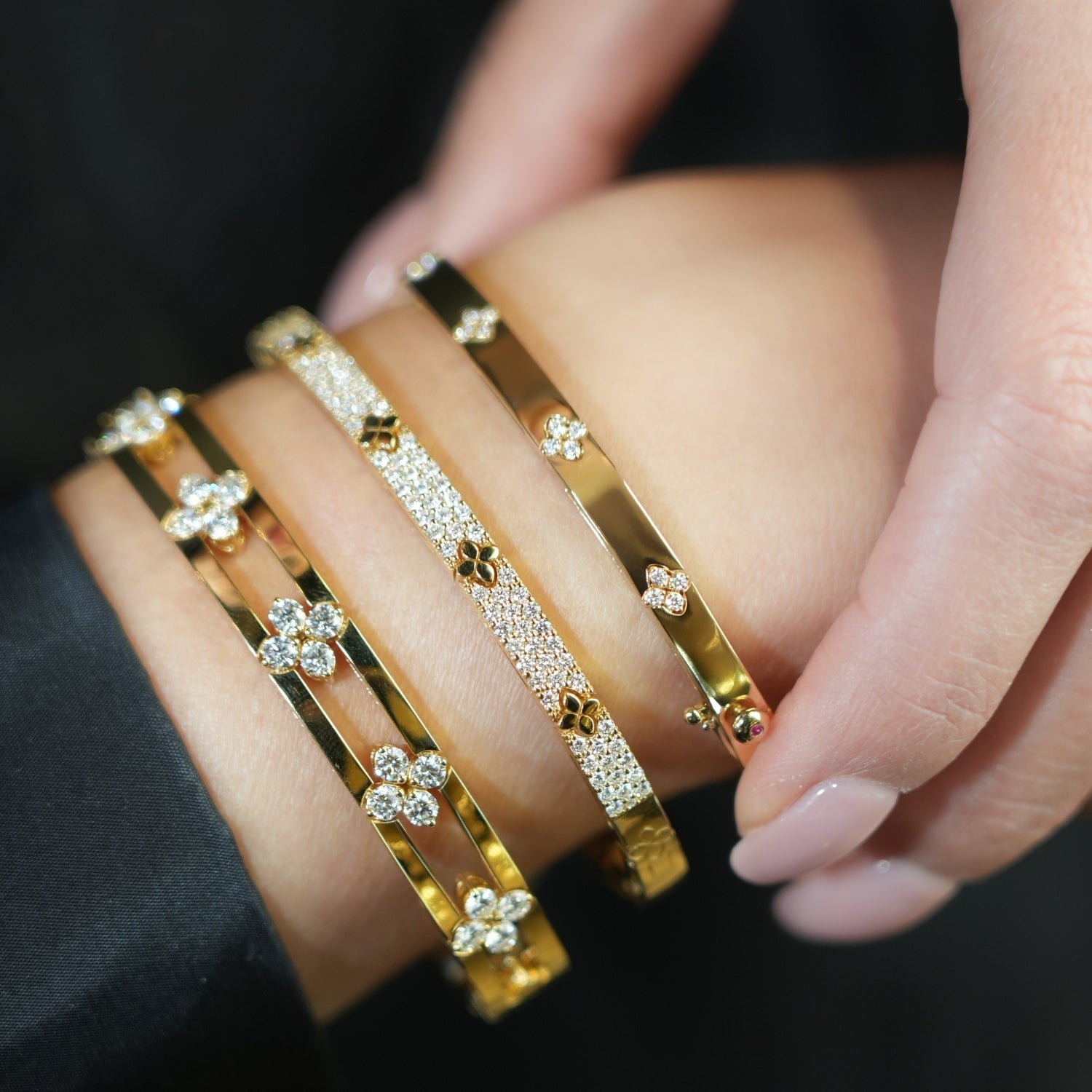 Video Thumbnail: Roberto Coin Yellow Gold Love in Verona Open Frame Bangle 6069 - Roberto Coin 18k Yellow Gold Love in Verona Diamond Open Frame Bangle