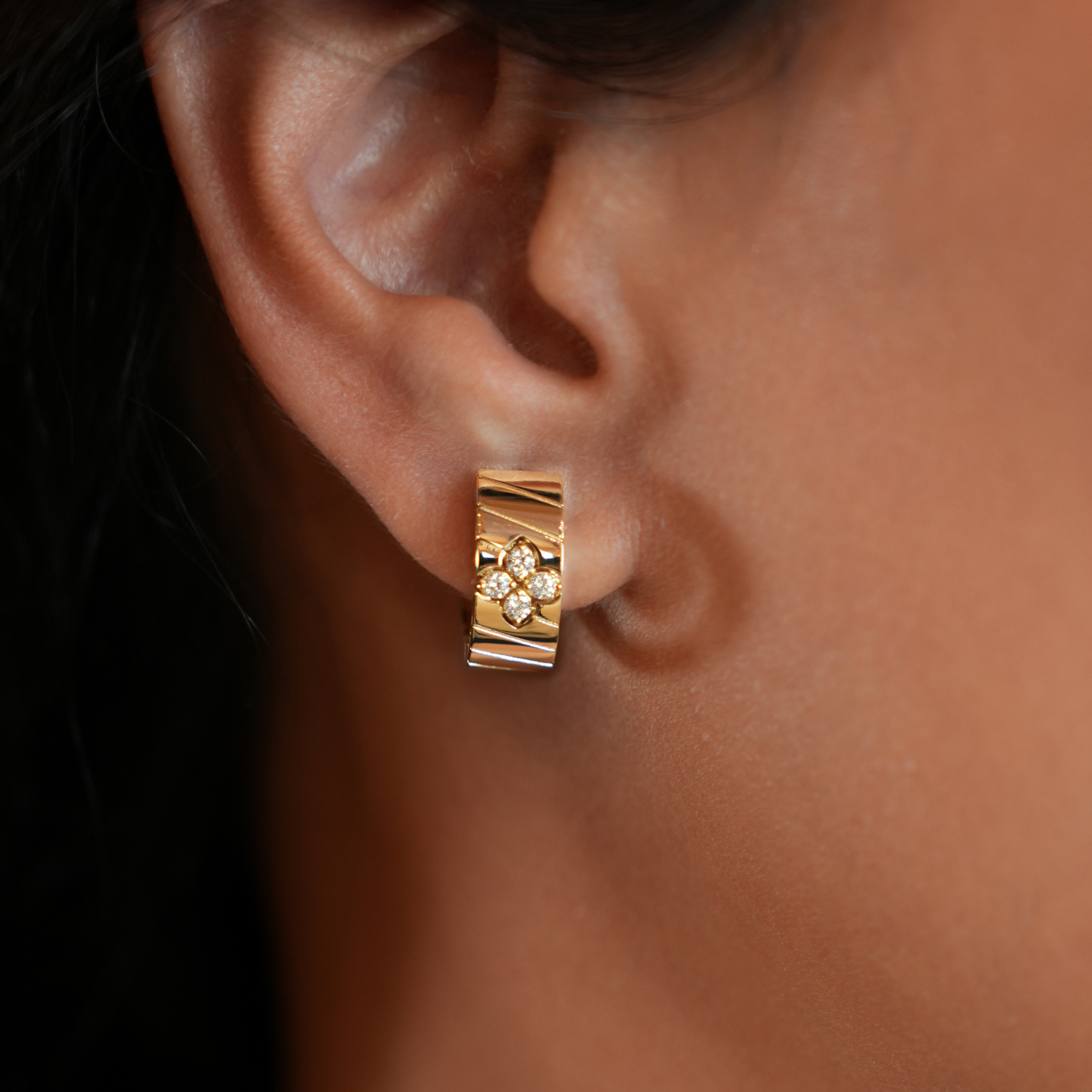 Video Thumbnail: Roberto Coin Yellow Gold Verona Diamond Accent Earrings 0 4096 - Roberto Coin 18k Yellow Gold Verona Diamond Accent Earrings 0.15ctw