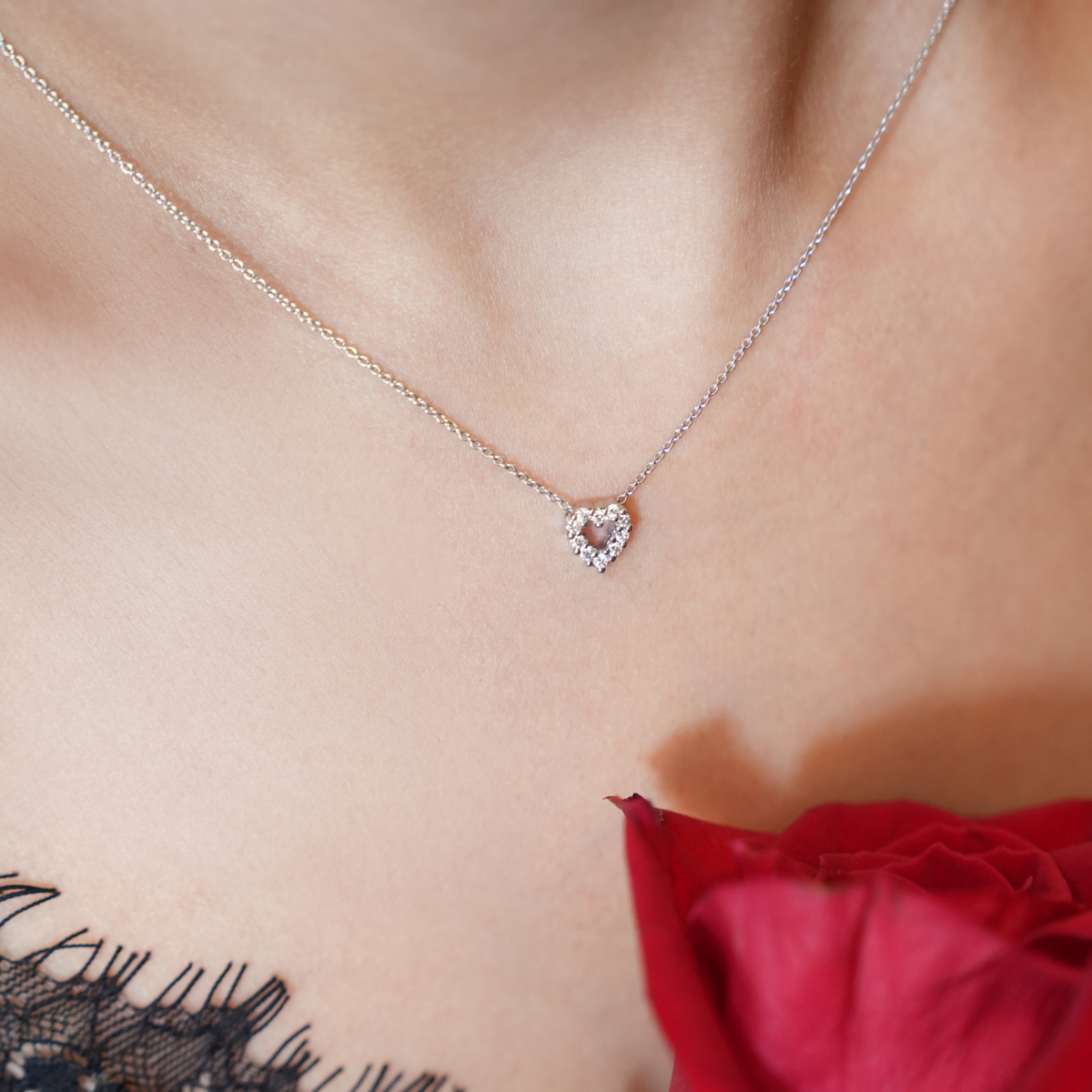 Video Thumbnail: Roberto Coin Tiny Treasures White Gold 18 Diamond Heart Necklace - Roberto Coin Tiny Treasures 18k White Gold 18" Diamond Heart Necklace