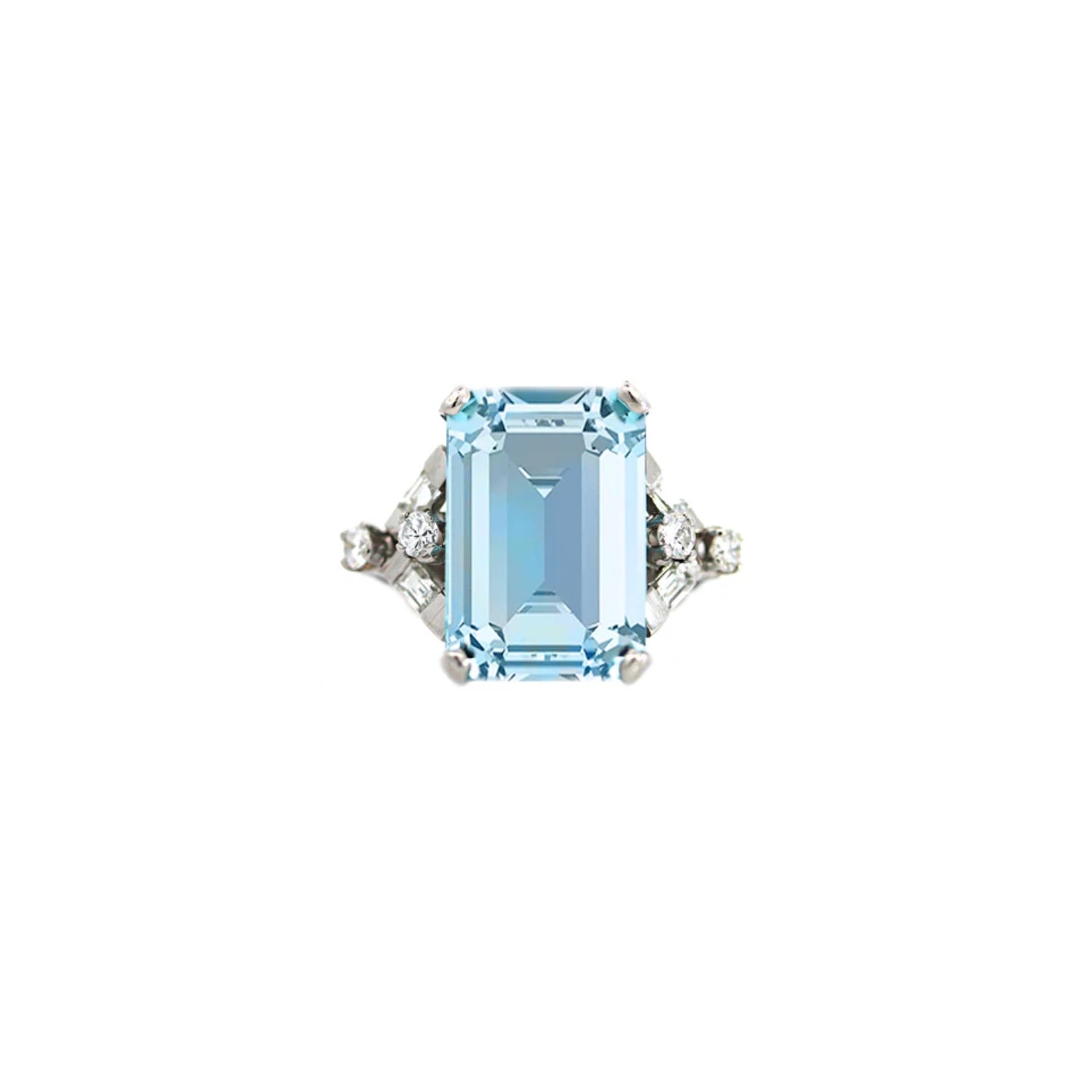 Pre-Owned Aquamarine Ring