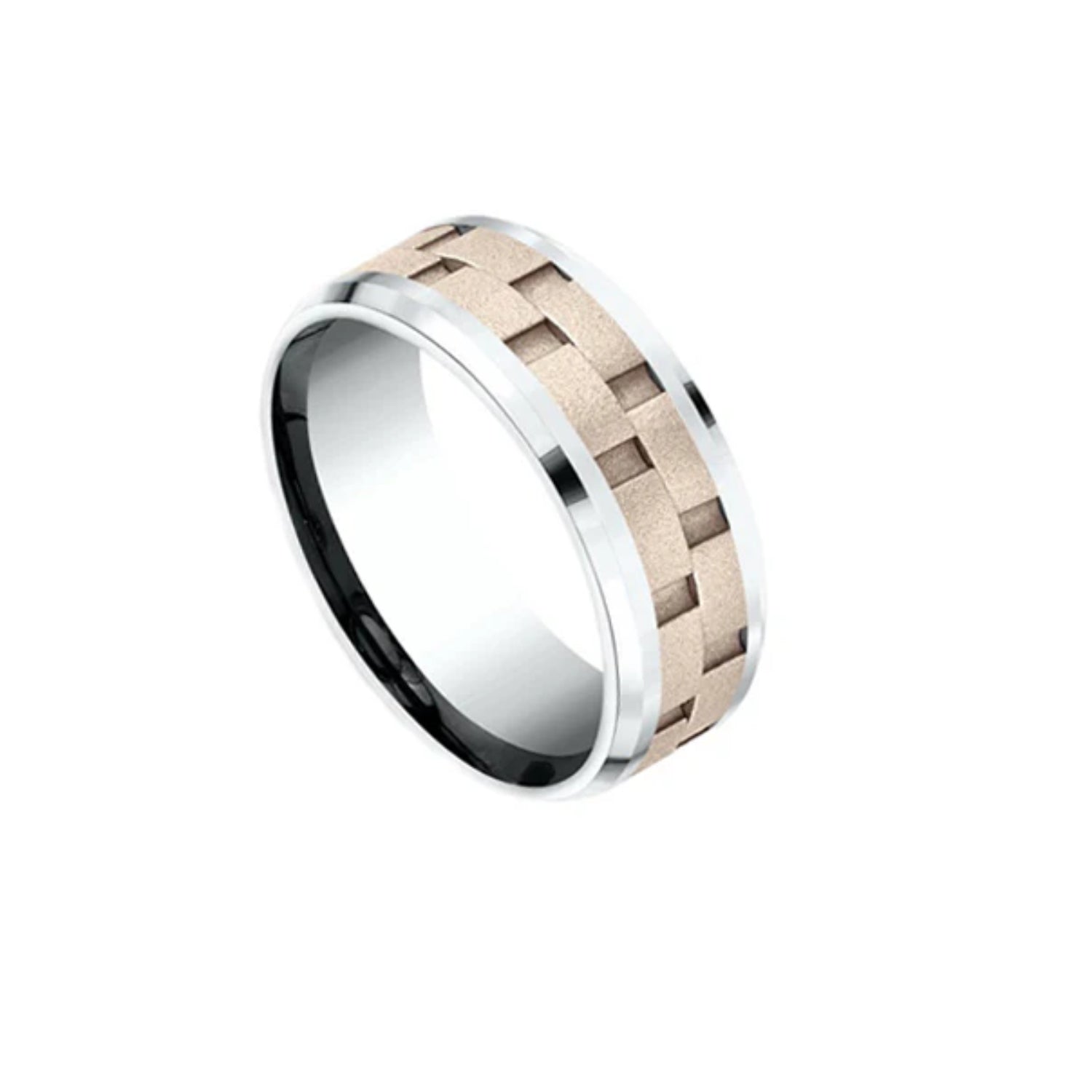 Benchmark Chain Link Centre Wedding Band