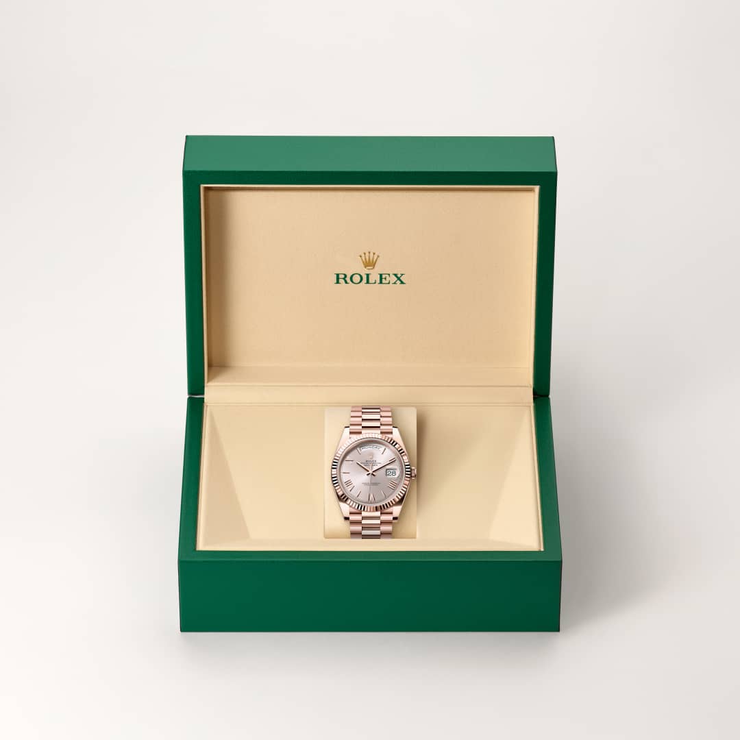 harvey OED③ Rolex Day-Date 40 18 ct Everose gold, M228235-0001