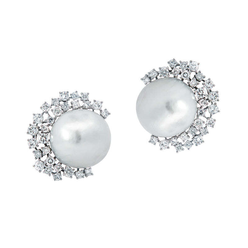 Video Thumbnail: Pearl Diamondclusterestateearrings - Pre-owned Pearl &amp; Diamond Clip Earrings