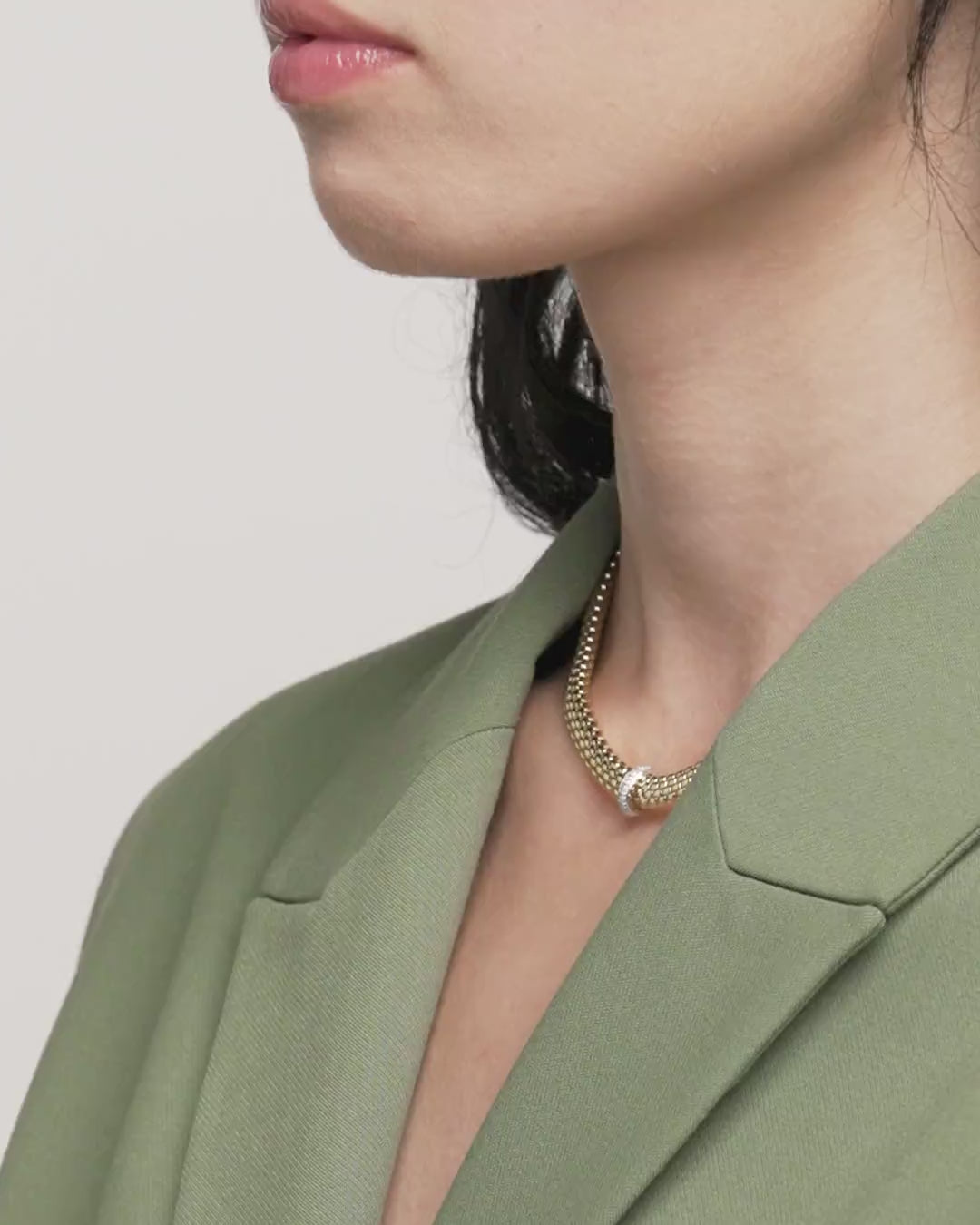 Video Thumbnail: Fope 18k Yellow Gold 43cm Vendome Flexit Necklace 0.10ctw