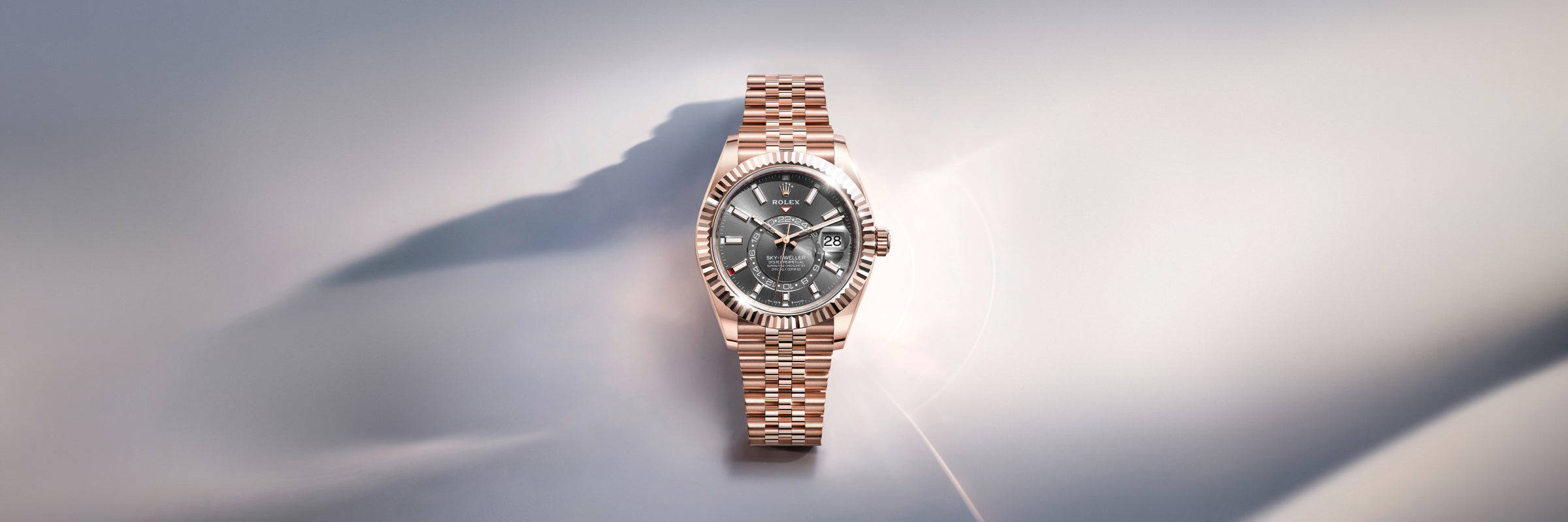 Rolex Sky-Dweller 18 ct Everose gold, M336935-0001