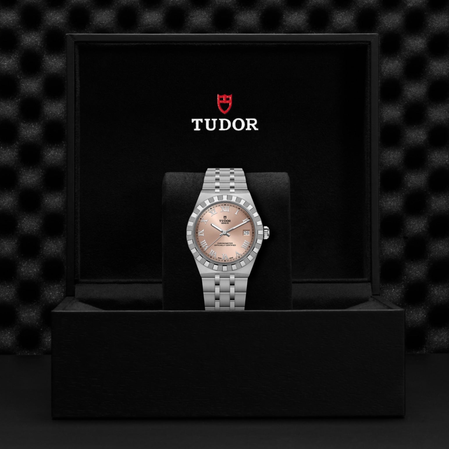 Video Thumbnail: Tudor 0105 - Tudor Royal M2836c1a0-0105