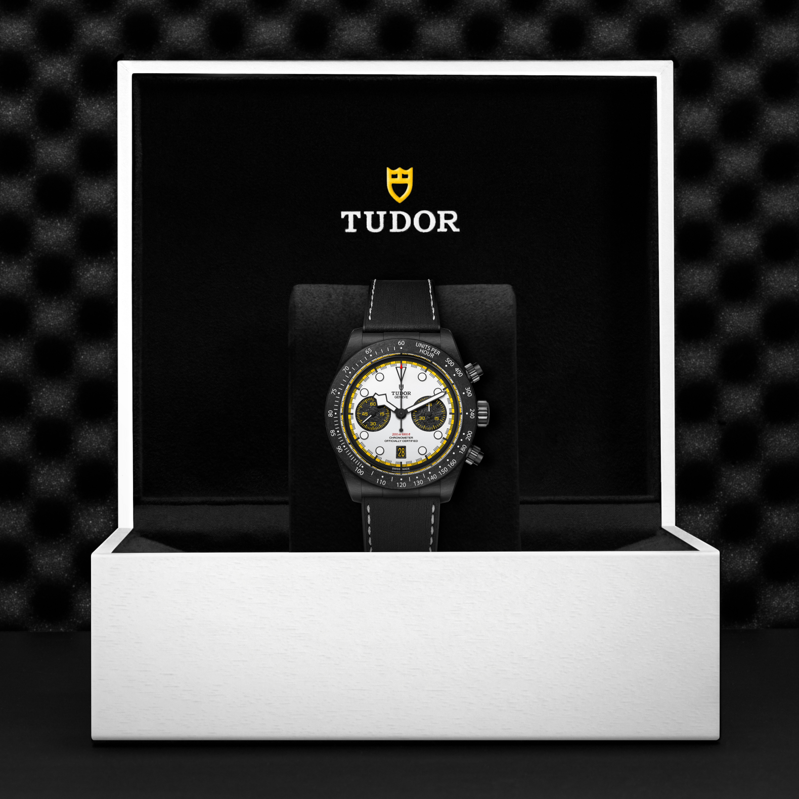 Video Thumbnail: Tudor 0003 - Tudor Black Bay Chrono "carbon 26' M79377kn-0001