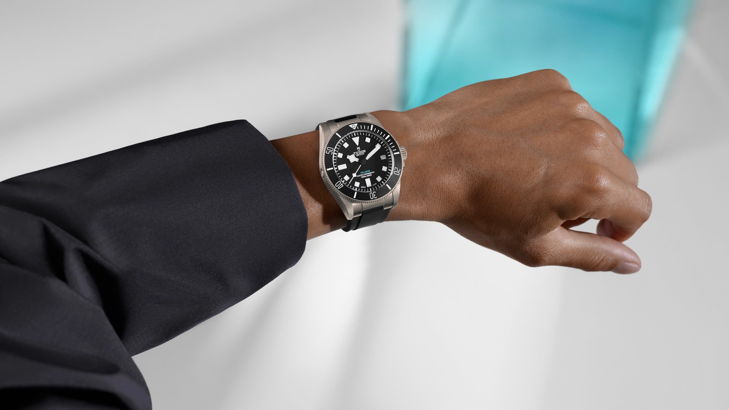 Tudor Pelagos FXD x Alinghi Red Bull Racing Edition | Howard Fine