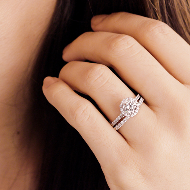 Video Thumbnail: 11 - Hearts on Fire Transcend Diamond Wedding Band Ring
