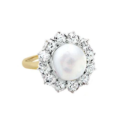 Video Thumbnail: Estatepearl - Pre-owned Diamond Halo Pearl Ring